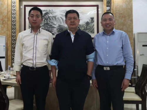 中紀(jì)委國際合作局郭松江局長、人民日?qǐng)?bào)社馬海濤副總編親臨大道視察指導(dǎo)